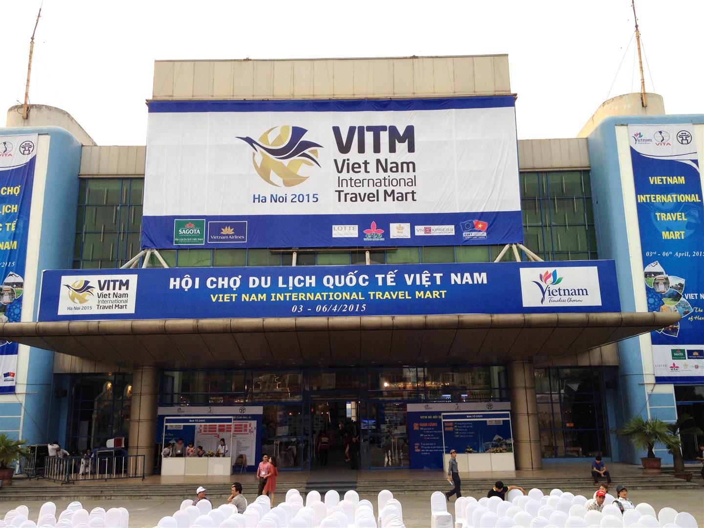 ງານ​ຕະ​ຫຼາດ​ນັດ​ທ່ອງ​ທ່ຽວ​ສາ​ກົ​ນ - ຫວຽດ​ນາມ 2015